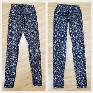 Lululemon Shine Tight Roll Down